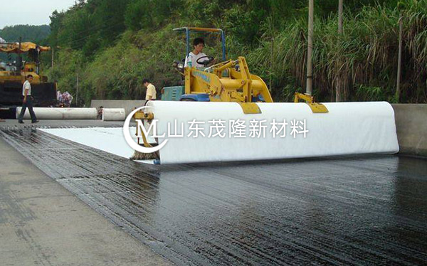 《高密市政道路》土工布、聚酯玻纖布施工