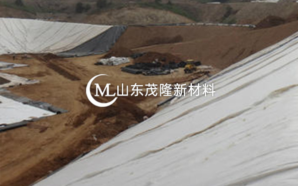 《山東濱州垃圾填埋場》土工布、土工膜施工