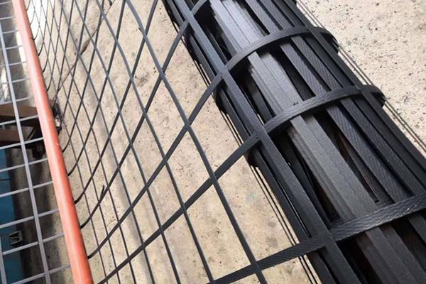 鋼塑土工格柵的優(yōu)勢及應(yīng)用范圍 第2張