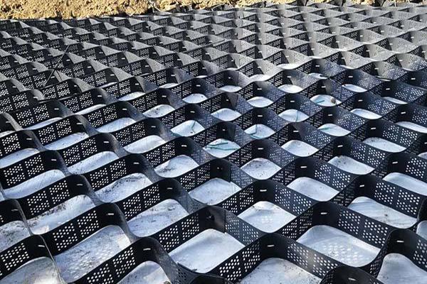 深入了解HDPE土工格室的功能與用途