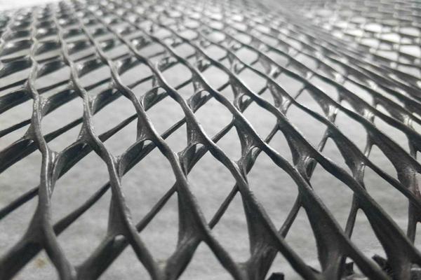 排水網(wǎng)與土工格柵的區(qū)別 第2張